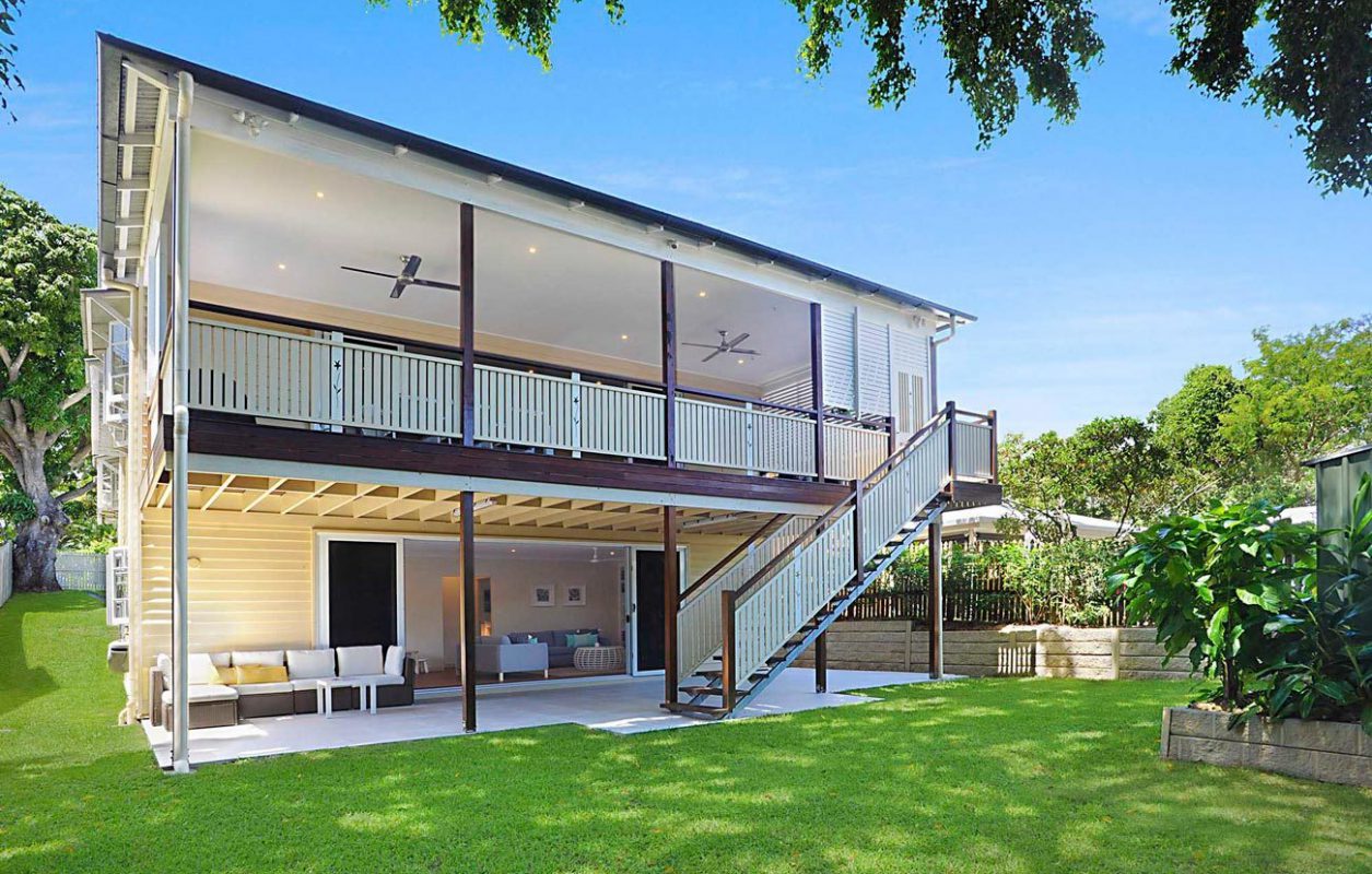 View of the back deck and alfresco living area of a Brisbane renovation